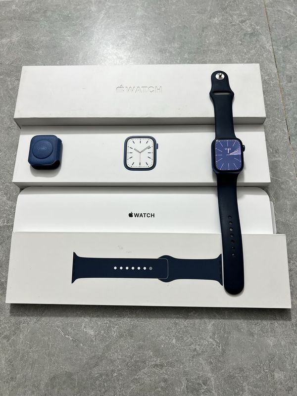iWatch 7 41mm Blue 32GB iWatch 7 41mm Blue 32GB