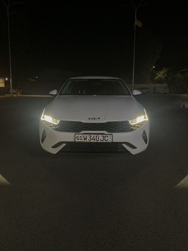 Kia K5 camfort 2023 Kia K5 camfort 2023