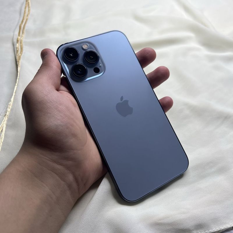 iPhone 13 Pro Max Sierra Blue 128gb 85%radnoy Ideal iPhone 13 Pro Max Sierra Blue 128gb 85%radnoy Ideal