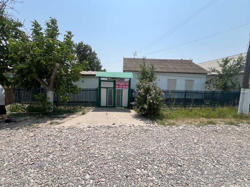 Продается дом в центре города Сырдарья Продается дом в центре города Сырдарья