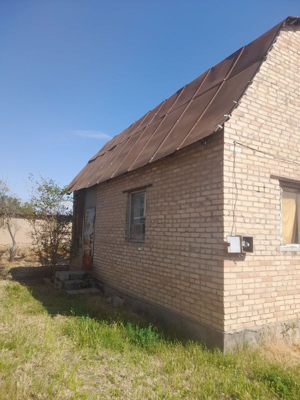 Продаётся дача в янгиюльской облости Продаётся дача в янгиюльской облости