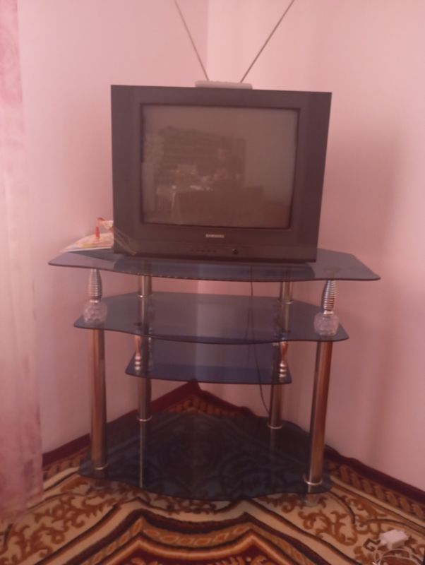 Televizor pasttafkasi bn jizzax shaxarda Televizor pasttafkasi bn jizzax shaxarda