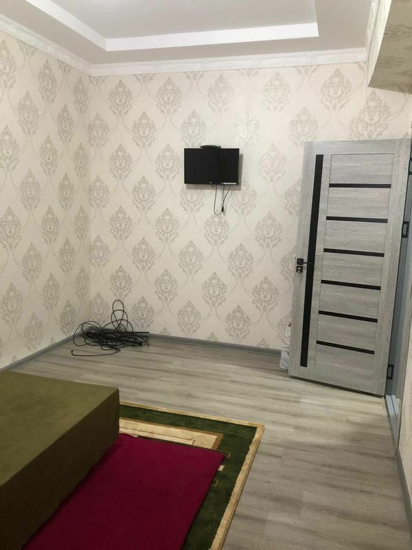 Срочна продаётся квартира Бектемирский район Водник 2 комнатная Срочна продаётся квартира Бектемирский район Водник 2 комнатная