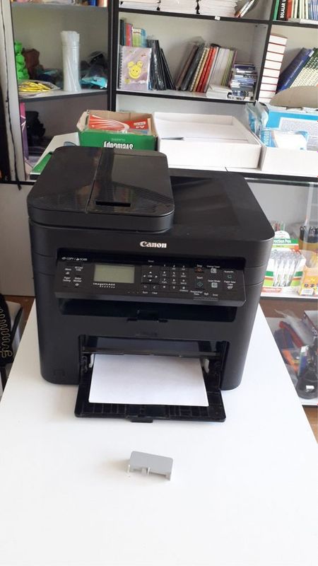 Canon mf 244dw printer sotiladi Canon mf 244dw printer sotiladi