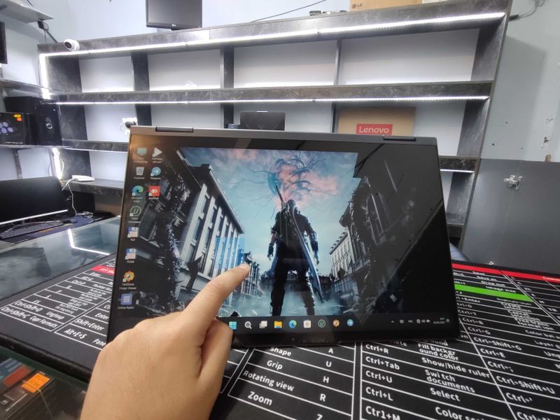Ноутбук офисный LENOVO YOGA Intel Core i5-1135G7