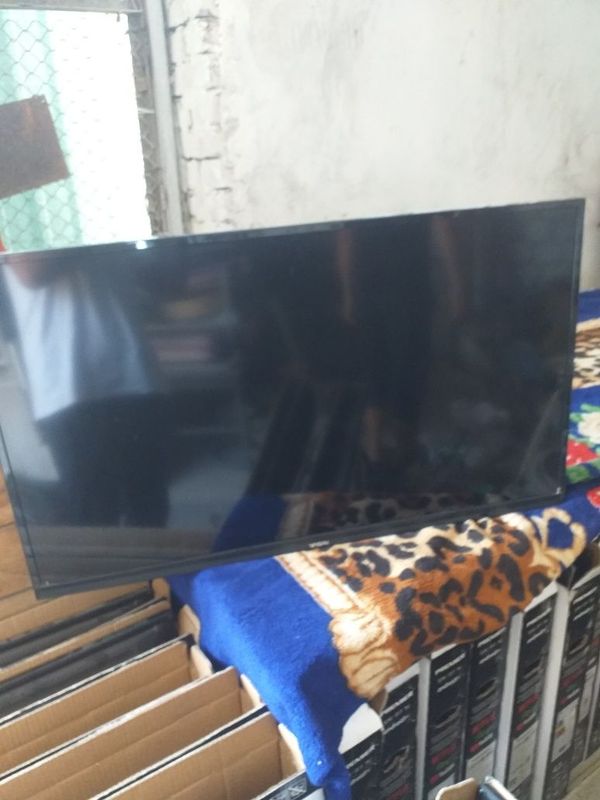 Продаются телевизоры Artel Samnung 42 43 размер 32 тоже есть , Т 2 Продаются телевизоры Artel Samnung 42 43 размер 32 тоже есть , Т 2