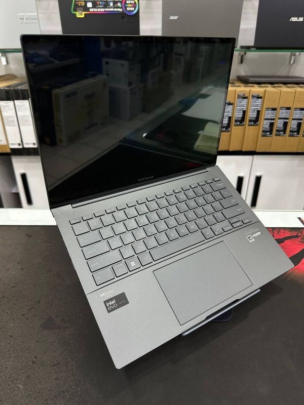 Ноутбук Asus ZenBook 14 OLED Ноутбук Asus ZenBook 14 OLED
