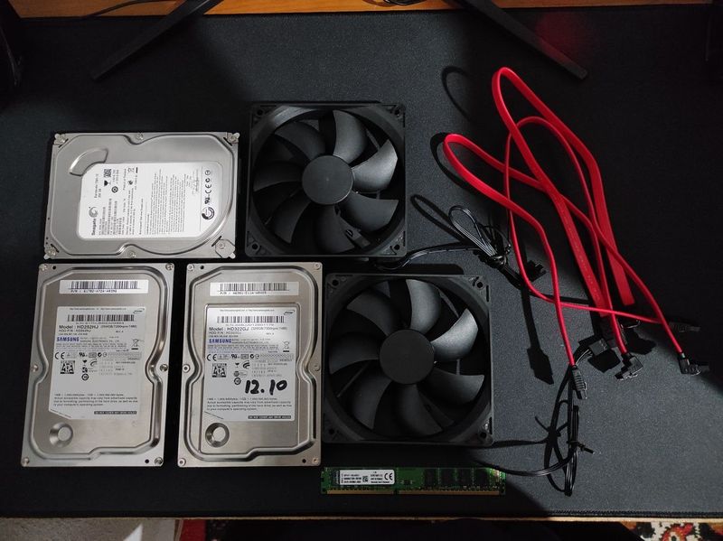 Cougar cpu Prossesor kuler ,hdd , samsung s10 ram hammasi srochna soti