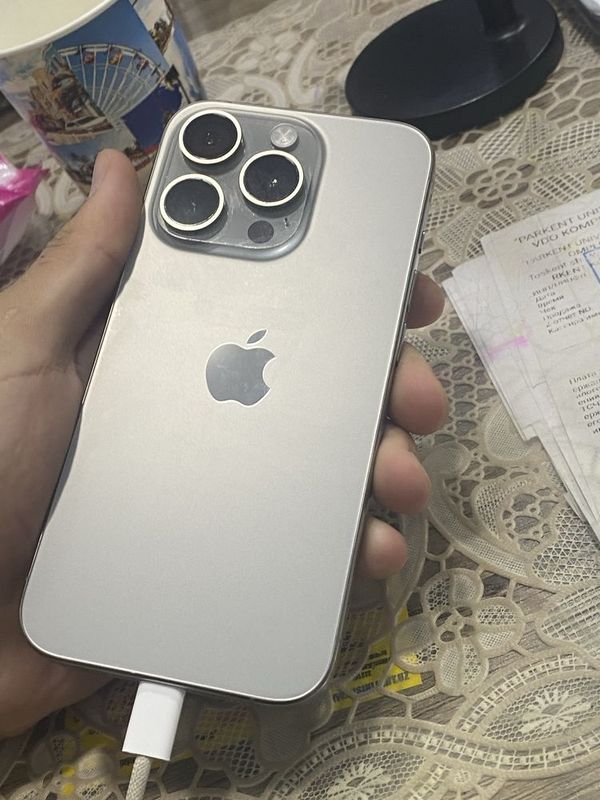 iPhone 15-й Pro с гарантией iPhone 15-й Pro с гарантией