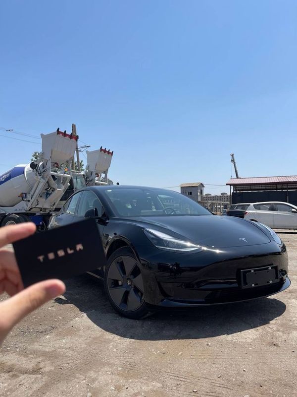 Tesla model 3 новый