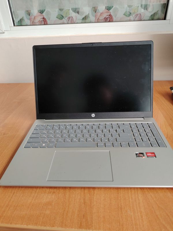 Nootebook HP 8/512 AMD