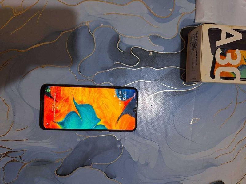 Samsung A30 идеальный