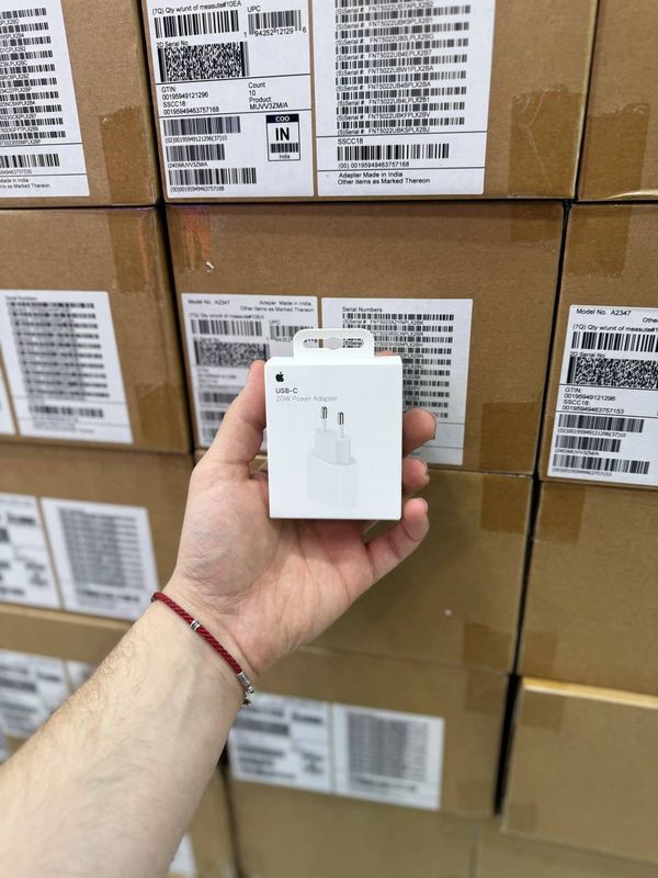 Apple power adapter Apple power adapter