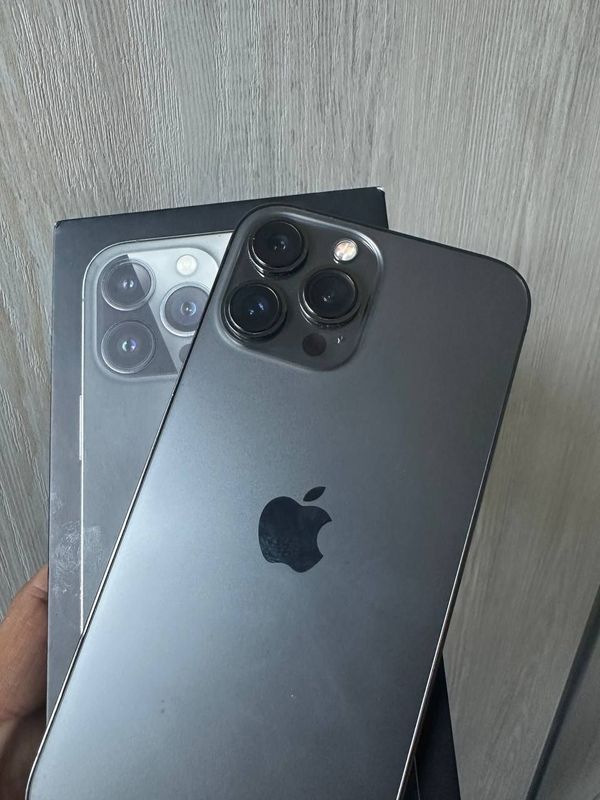 Iphone 13 pro max Iphone 13 pro max