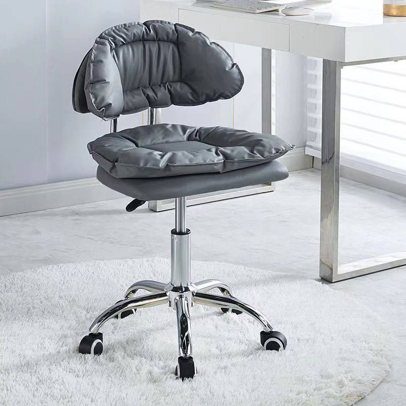 Ofis va uy uchun kreslo 4 xil rangidan bor Ofis va uy uchun kreslo 4 xil rangidan bor