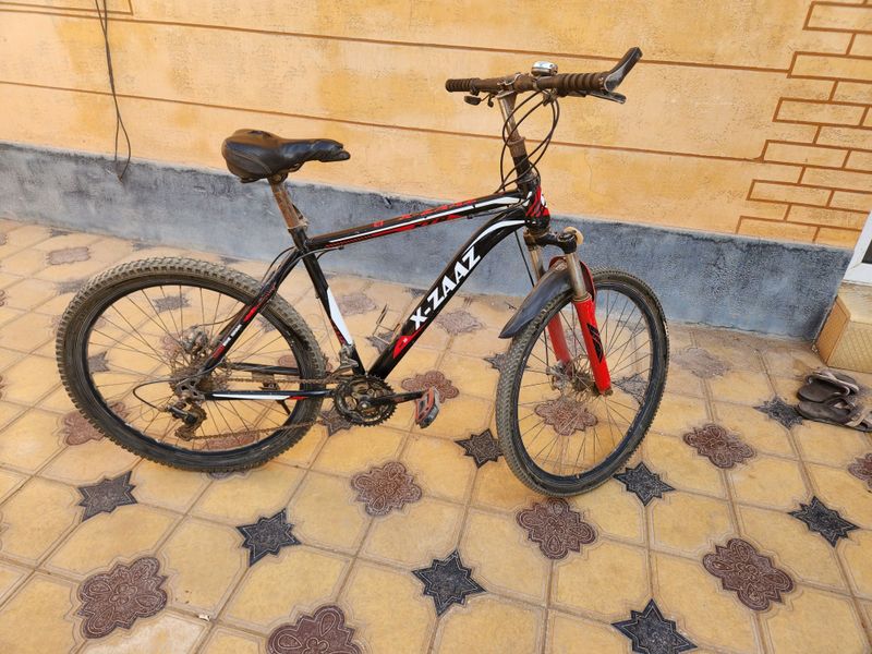 Velosiped sotiladi Velosiped sotiladi