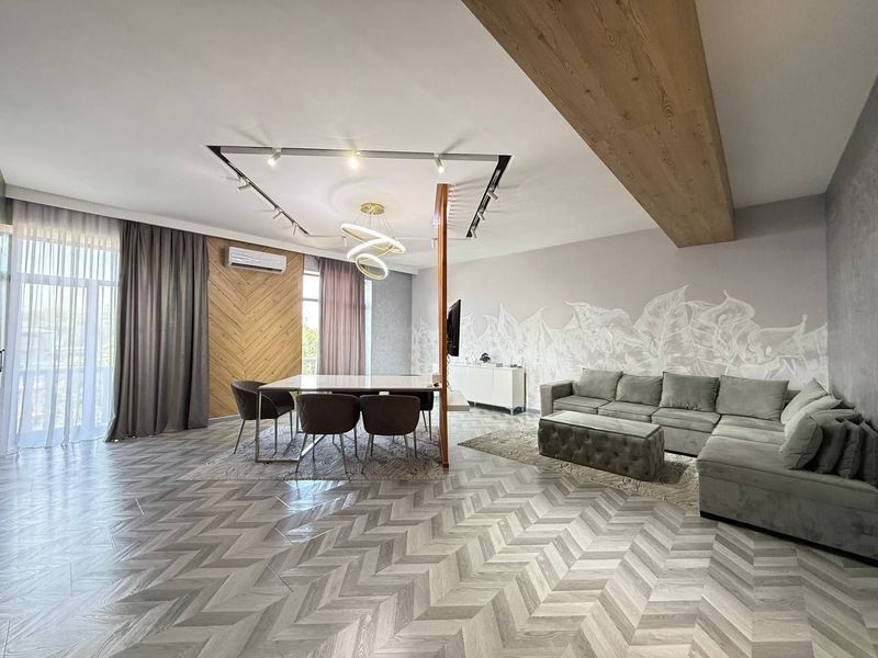 Сдается 3х ком квартира в новостройке, ор-р: кафе Bibigon, 125 м² Сдается 3х ком квартира в новостройке, ор-р: кафе Bibigon, 125 м²