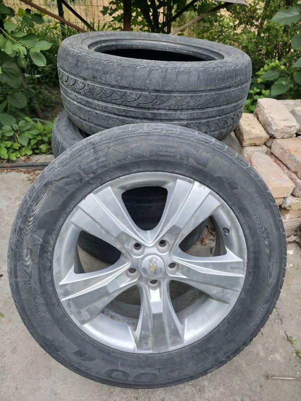 Комплект балонов на каптиву 255/55ZR18 и один диск Комплект балонов на каптиву 255/55ZR18 и один диск