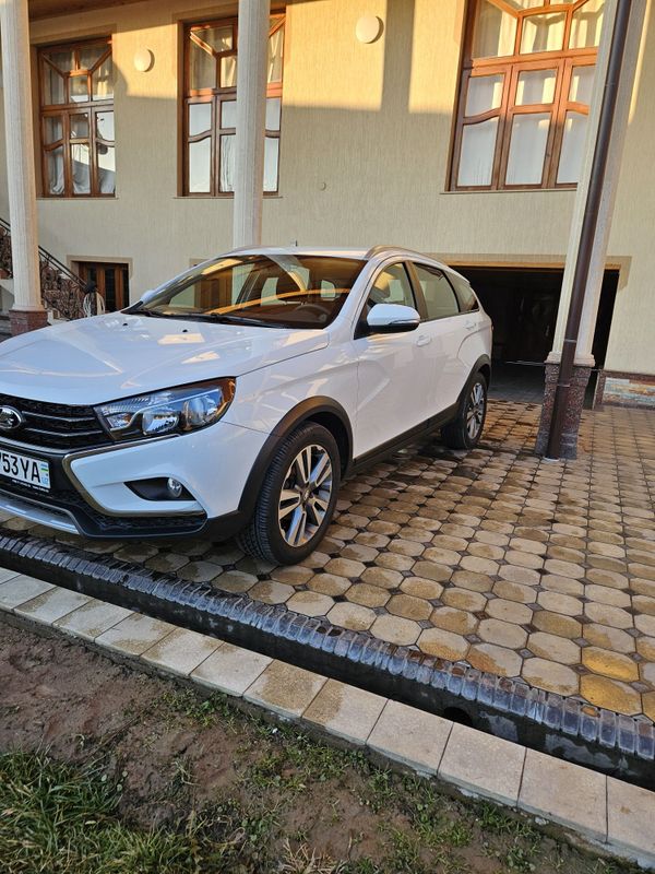 Lada Vesta Sw Cross 1,6 mexanika