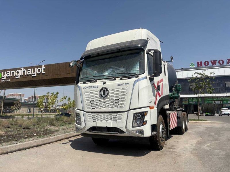 Dongfeng цементовоз Dongfeng цементовоз