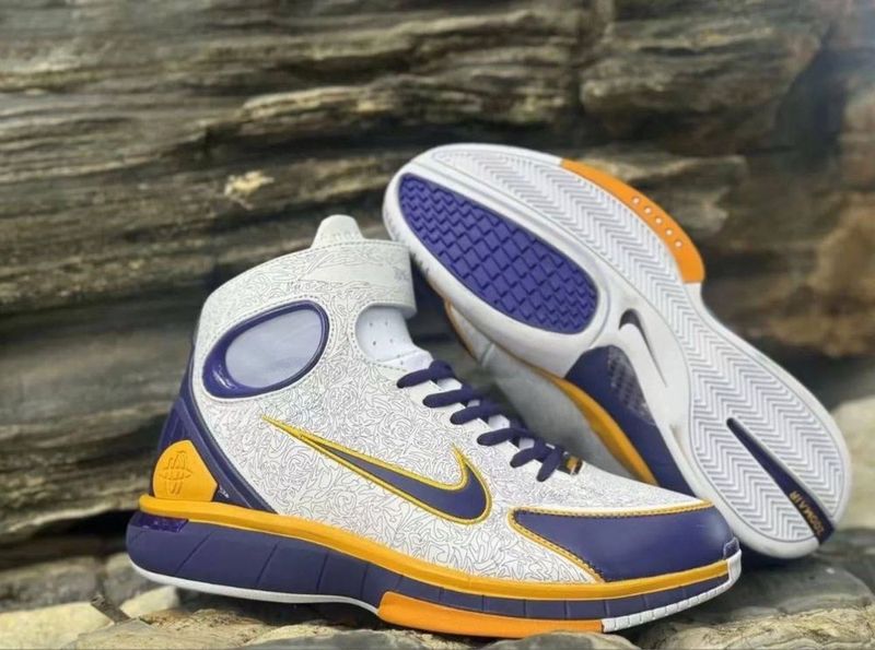 Кроссовка Nike баскетболь Кроссовка Nike баскетболь