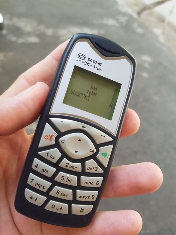 Sagem mux-1 twin madeli sotladi Sagem mux-1 twin madeli sotladi