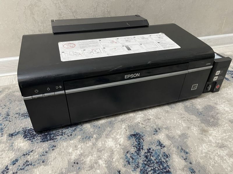 Продам цветной принтер Epson L800
