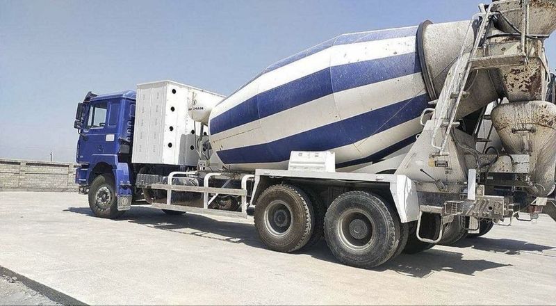Shacman F3000 Mixer sotiladi Shacman F3000 Mixer sotiladi
