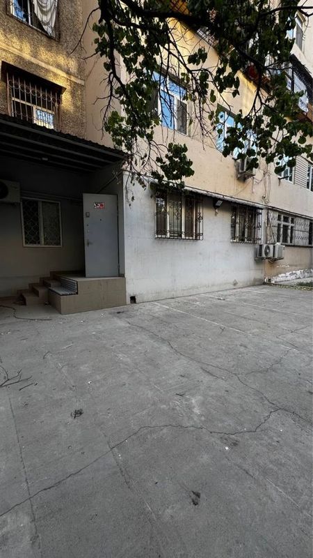 Коратош Квартира под офис 1 этаж 5 комната Коратош Квартира под офис 1 этаж 5 комната