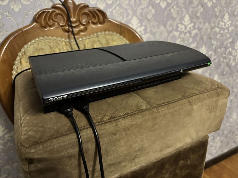 Playstation 3 super slim 500 gb продаю PS3 sotiladi Playstation 3 super slim 500 gb продаю PS3 sotiladi
