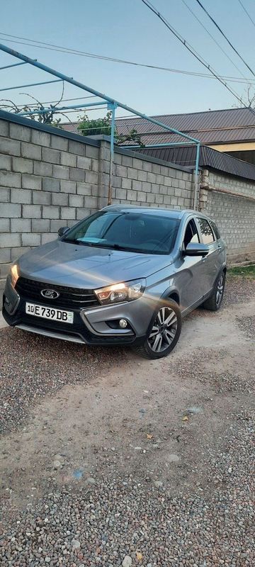 Lada vesta cross Lada vesta cross