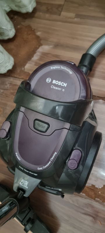 Продаю пылесос bosch Продаю пылесос bosch
