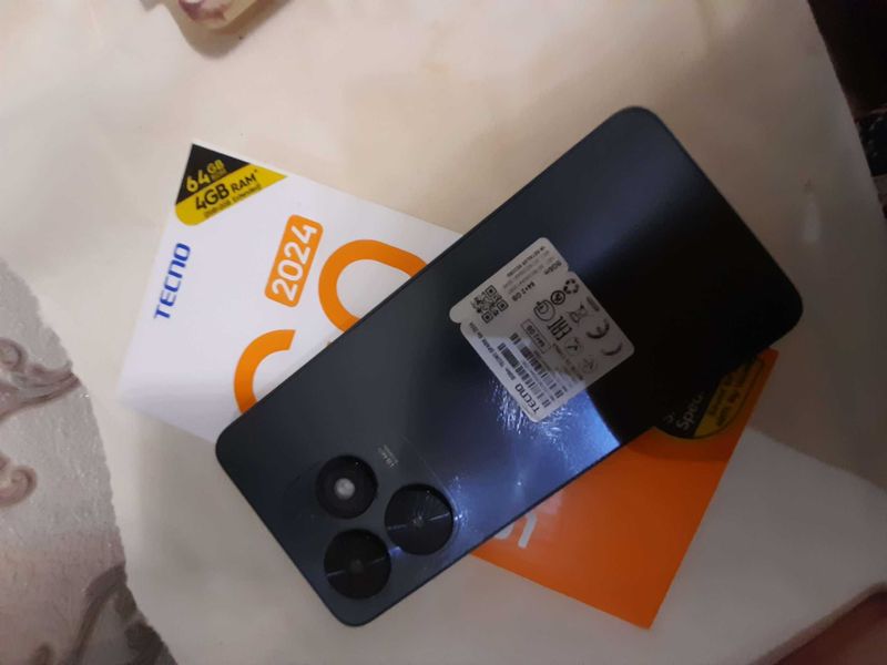 Tecno spark 2024 Go Tecno spark 2024 Go