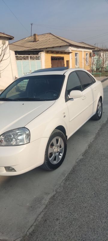 Lacetti 1.6 avtomat 2012