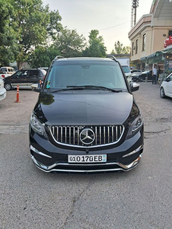 Mercedes Benz Viyano