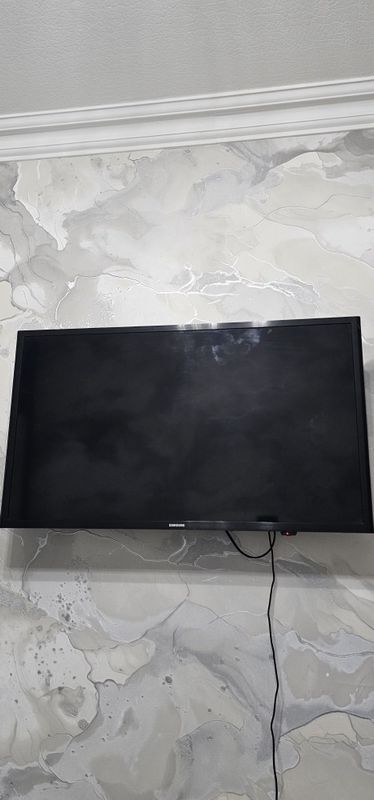 Samsung n5000 full hd