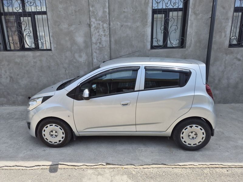 Спарк Spark 2014 2 евро автомат 228,000 км юрган Спарк Spark 2014 2 евро автомат 228,000 км юрган
