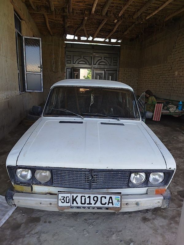 Lada vaz 2106 jiguli sotiladi Lada vaz 2106 jiguli sotiladi