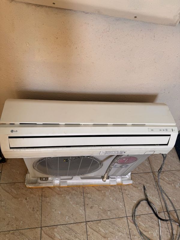 Продам кондиционер LG - 12 (б/у оригинал) Продам кондиционер LG - 12 (б/у оригинал)
