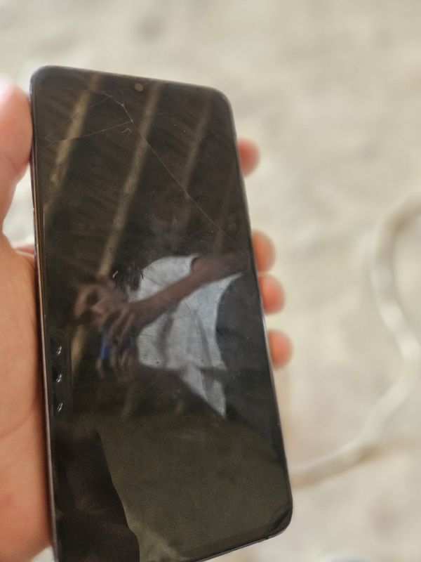 Samsung a 90 5g holati orta Samsung a 90 5g holati orta