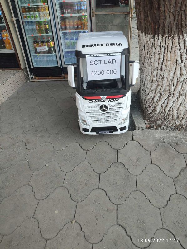 Moshinacha Kamazcha bolalar fura mers detskiy mashina elektron