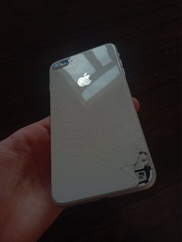 Iphone 8 plus 64gb iOS 16.7.11 da ishledi