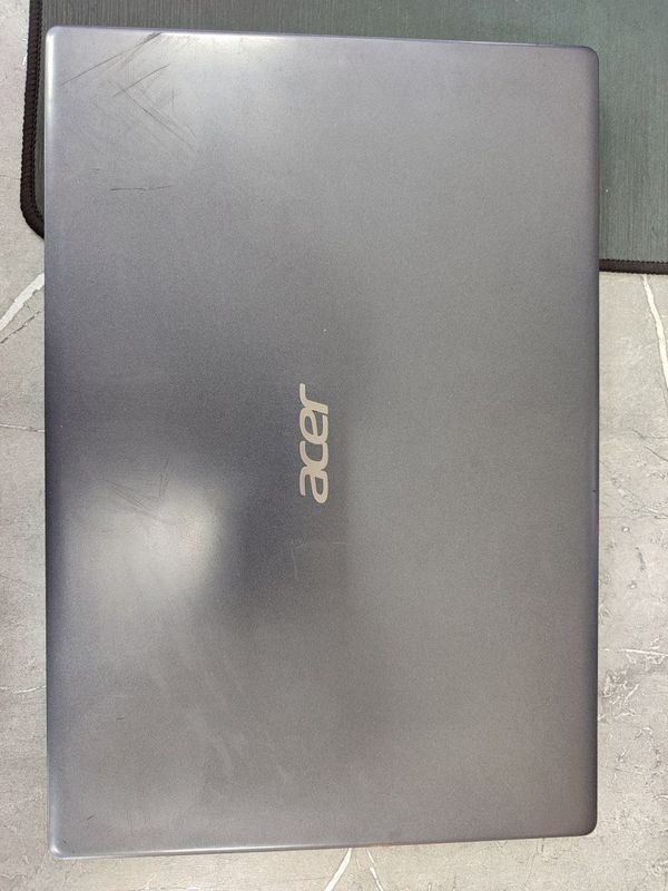 Acer i7-10510U 8/nvme 128 gb + 1tb hdd