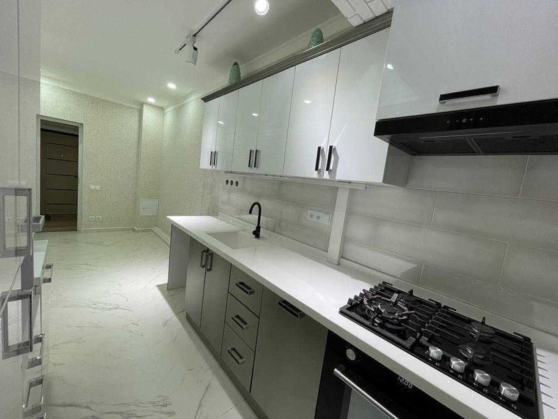 Аренда уютной квартиры 90м2 рядом с метро Космонавтов Аренда уютной квартиры 90м2 рядом с метро Космонавтов
