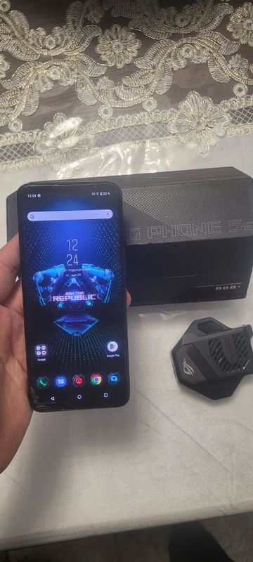 Asus Rog Phone 5S 16/256GB 5G Igravoy Flagman Sastayani Xaroshi Full Asus Rog Phone 5S 16/256GB 5G Igravoy Flagman Sastayani Xaroshi Full