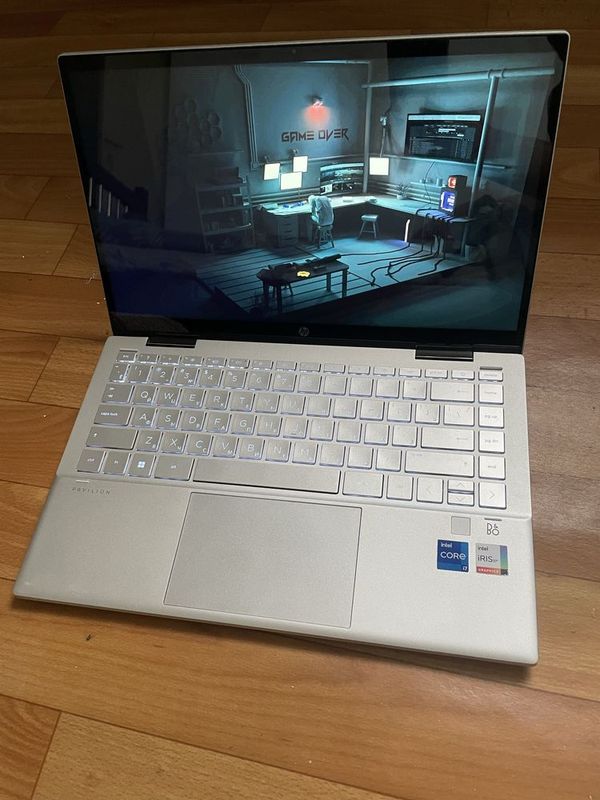 Hp Pavilion x360 core i7 Hp Pavilion x360 core i7