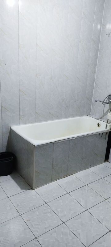Продаётся 1 ком квартира в чирчике 3 мкн 1 етаж не далеко от дороги Продаётся 1 ком квартира в чирчике 3 мкн 1 етаж не далеко от дороги