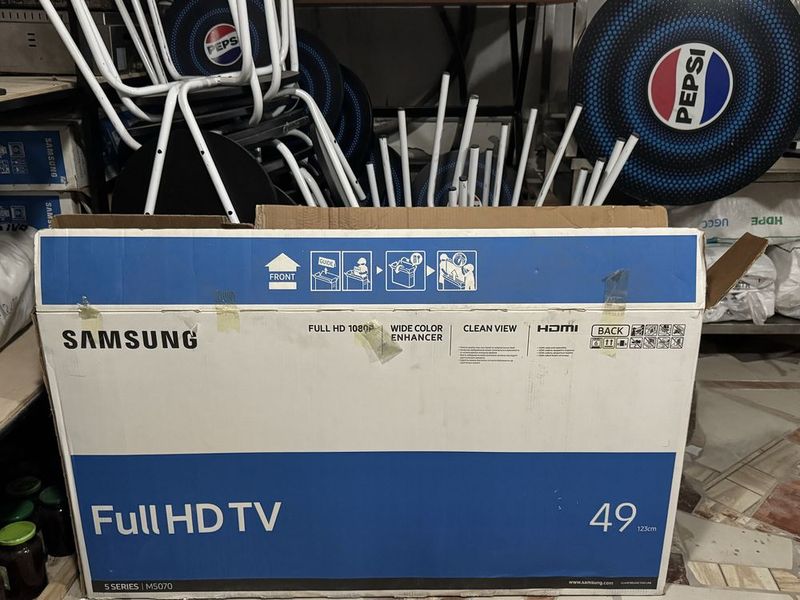 Samsung tv. Full hd tv Samsung tv. Full hd tv