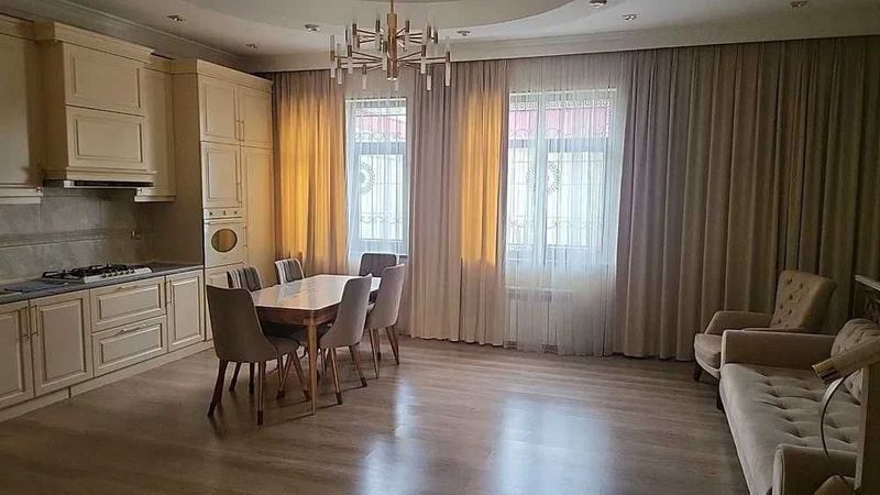 Сдаётся участок на Саламатина евроремонтам 7 ком.‼️ Сдаётся участок на Саламатина евроремонтам 7 ком.‼️