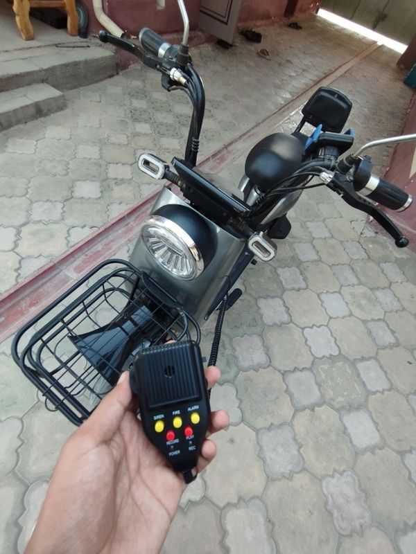 Skuter EXACTLY new sotiladi Skuter EXACTLY new sotiladi